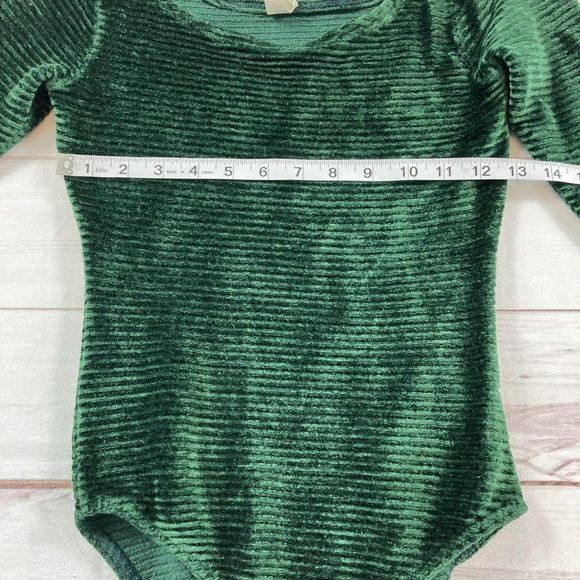 Victoria's Secret Gold Label Vintage  Green Long Sleeve Velvet Bodysuit Small - Picture 7 of 8